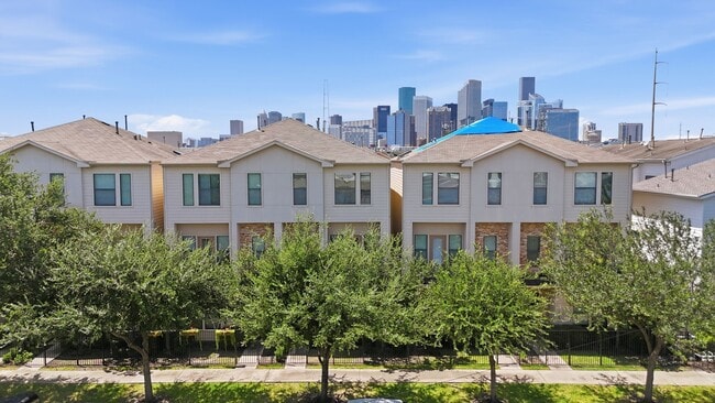 Photo - 1206 Delano St