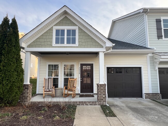 Photo - 2028 Gracious Dr