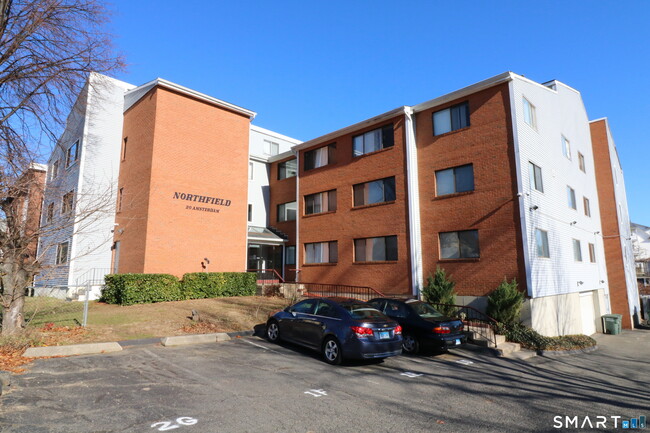 Building Photo - 18 Amsterdam Ave Unit 3A