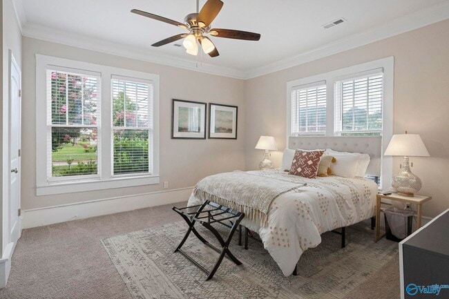 Photo - 4286 Sullivan St