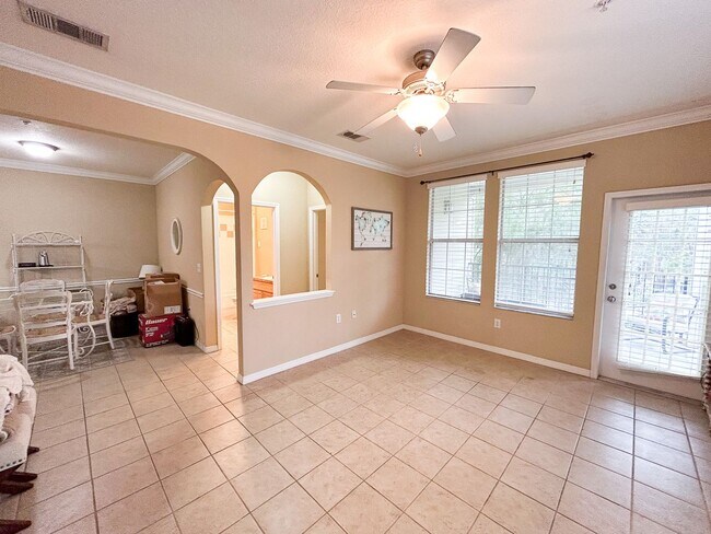 Photo - Campus View 1257 #211 - Pet Friendly!