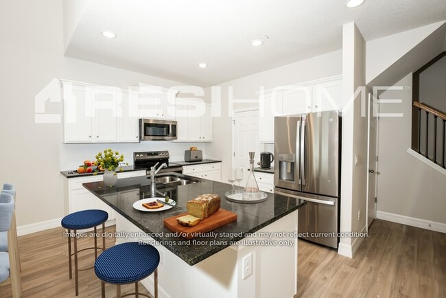 Photo - 176 Honeytree Ln