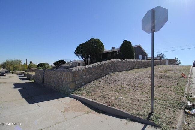 Photo - 3200 Richmond Ave