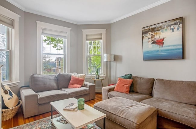 Building Photo - 1636 Columbia Rd Unit #2 Rental