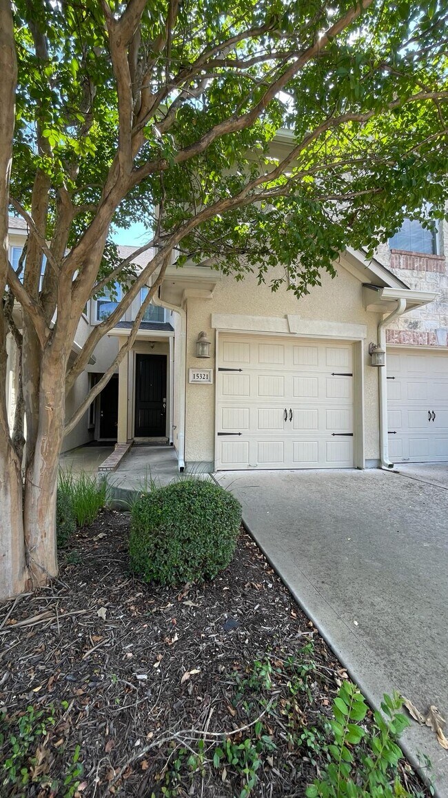 Building Photo - 15321 Glen Heather Dr Unit 902 Rental