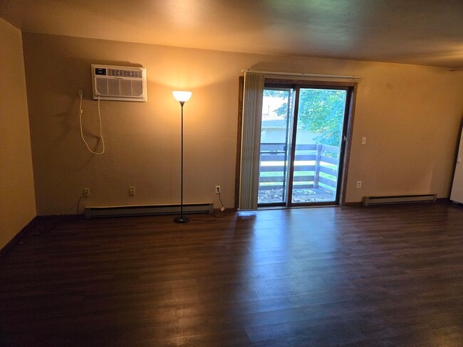 Photo - 401 Moasis Dr Unit Apt 3