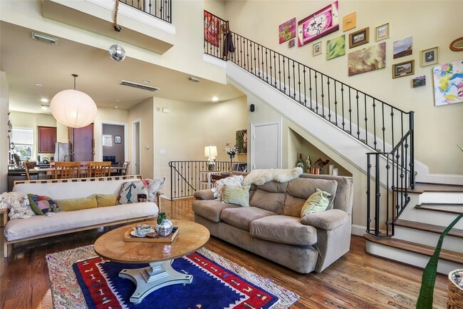 Photo - 1905 Summer St