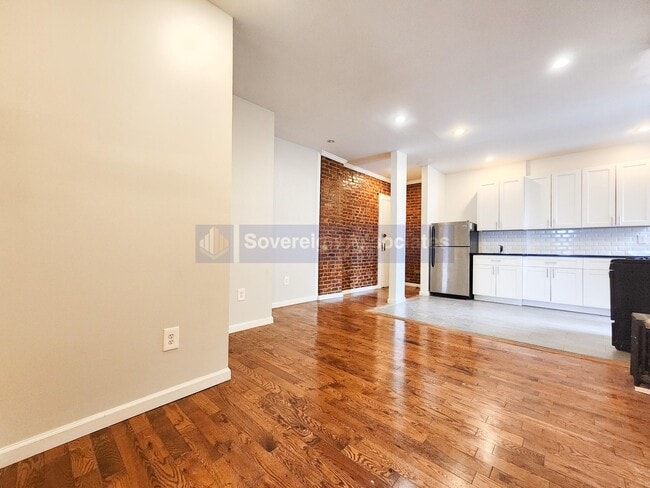 Photo - 117 Post Ave Unit 3H