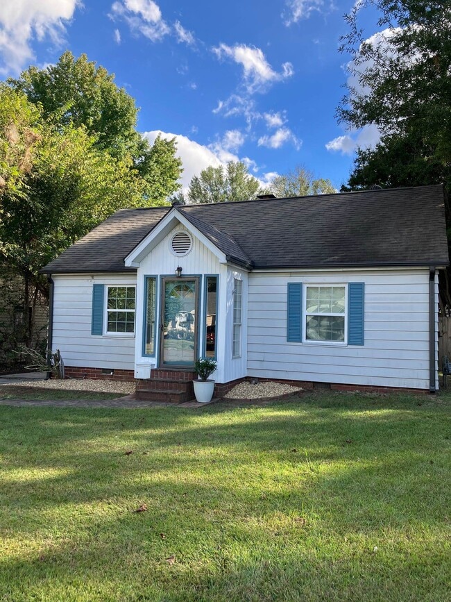 Photo - 3815 Vanuys Rd