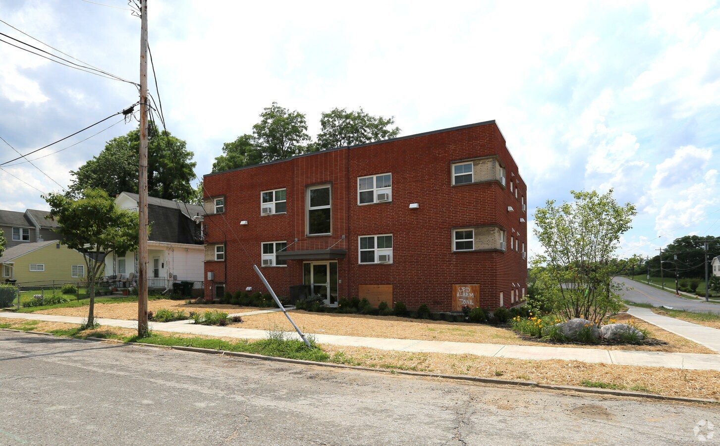 Photo - 3471 Fernside Pl Apartments