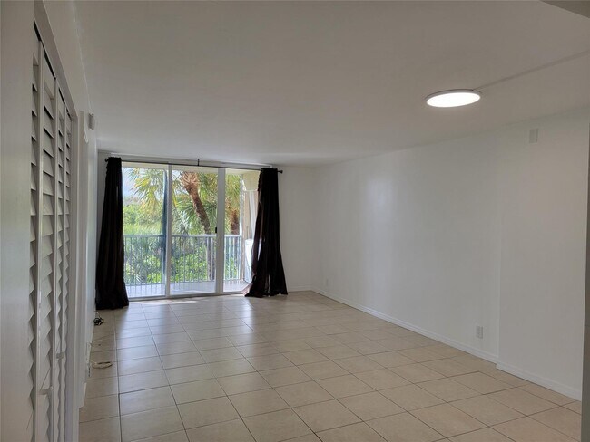 Photo - 3341 NW 47th Ter Unit # 317