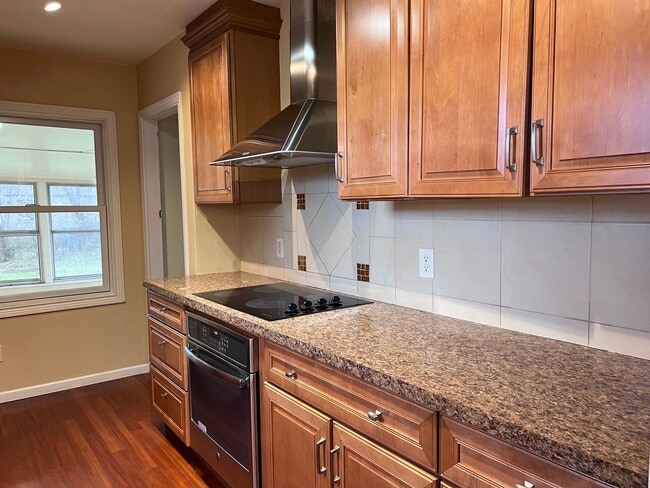 Photo - East Grand Rapids schools! 4 Bedroom Home