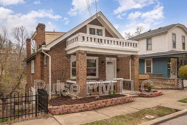 Building Photo - 39 18th St