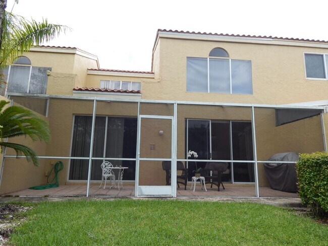 Photo - 10532 Lake Vista Cir