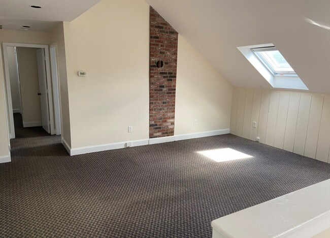 Photo - 1383 Washington St Unit 3