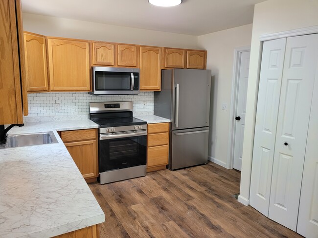 4 Spring Hill Cir