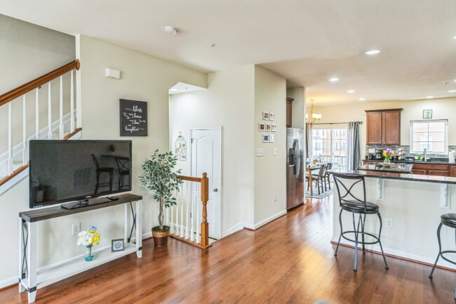 Photo - 7980 Blue Stream Dr