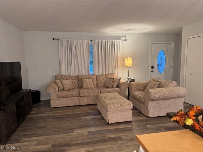 Photo - 2713 Smith Rd