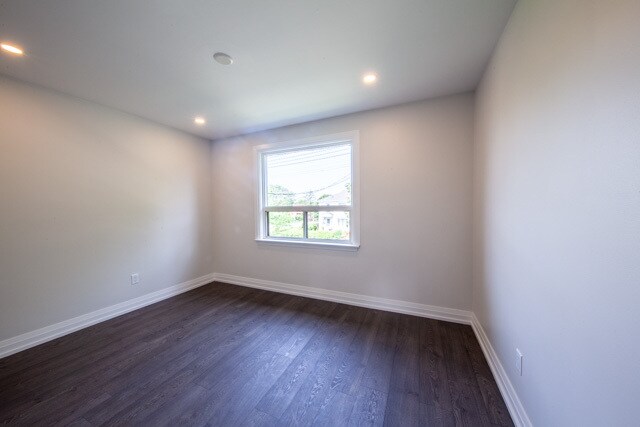 Photo - 34 Robindale Ave Unité Upper