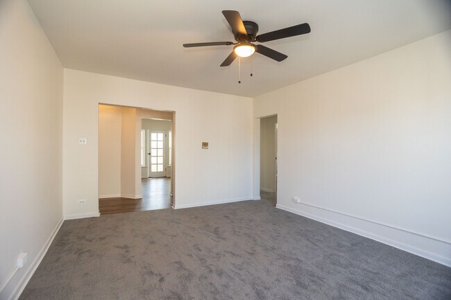 Photo - 6405 N Hamilton Ave Unidad 2