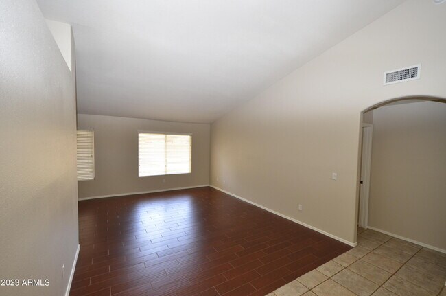 Photo - 871 W Horseshoe Ave