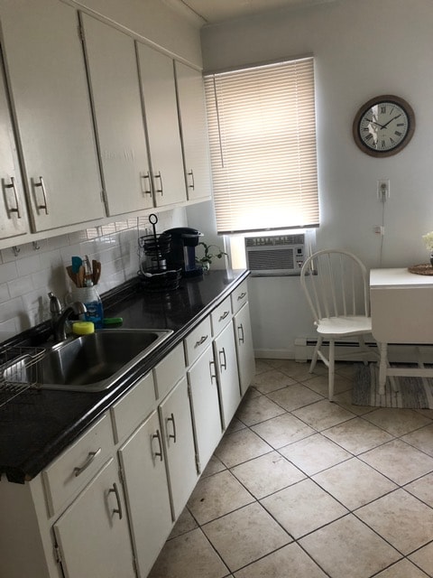 Building Photo - 751 Brewster St