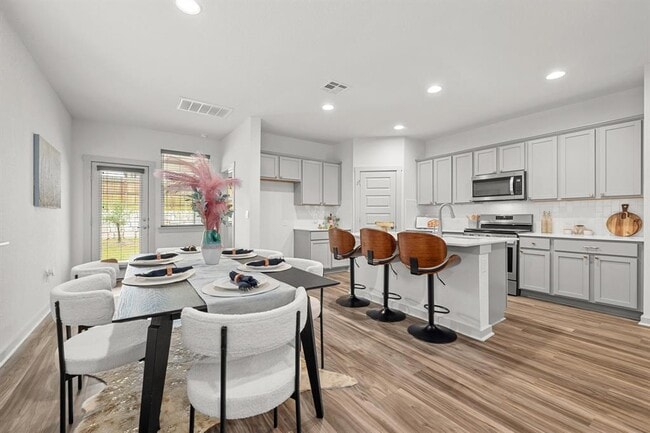 Photo - 7809 Linnie Ln