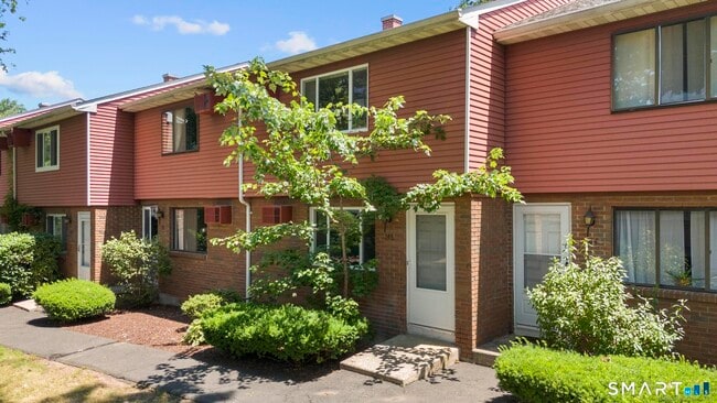 Building Photo - 146 Churchill Dr Unit 146