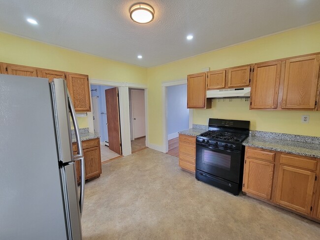 Photo - 100 Medford St Unit 2