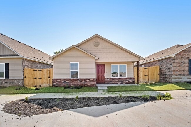 Building Photo - Charming Curb Appeal Meets Modern Comfort in the Monaco Plan!