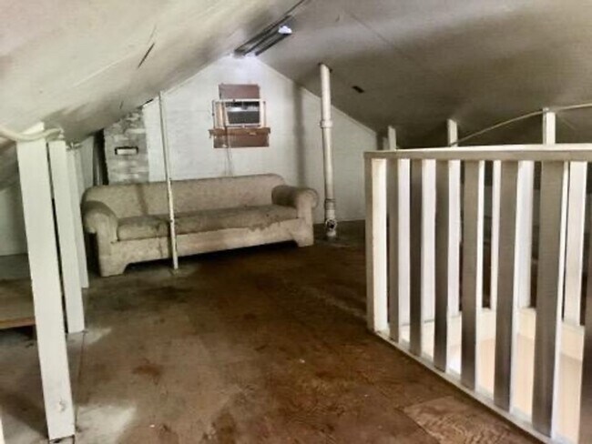 Photo - Charming 2 Bd Farmhouse on 1.12 Acres With...