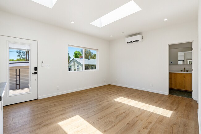 Photo - 325 Cerro Romauldo Ave