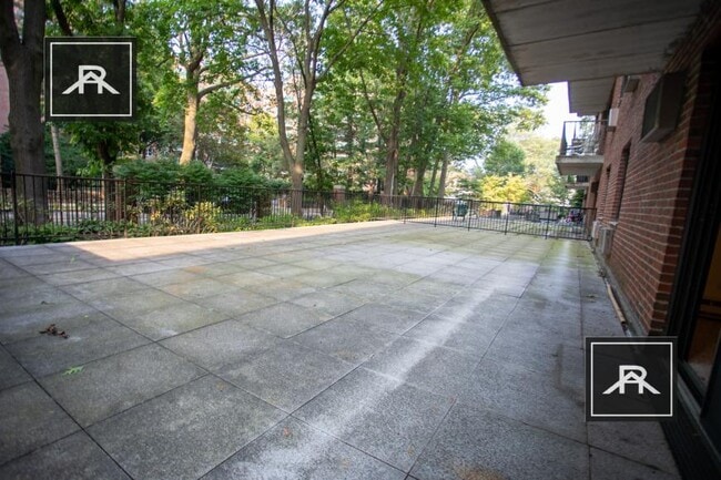 Photo - 2 bedroom in Brookline MA 02446 Unit 106