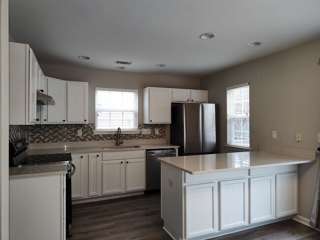 Photo - Two story, 3 Bedroom, 2.5 Bath End Unit Townhome located in the Hanover Community in SC!