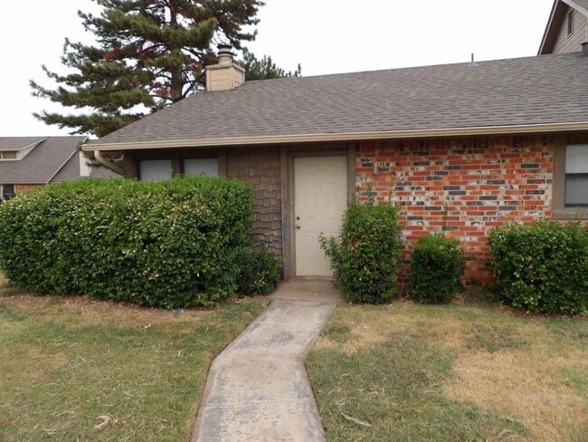 Building Photo - 6806 NW Willow Springs Dr