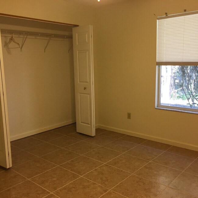 Photo - 120 River Shores Rd