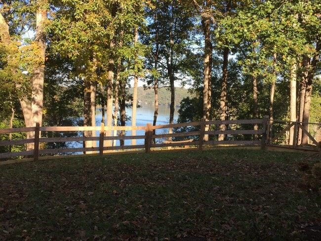 Photo - 3BR/3BA View of Melton Hill Lake in private community
