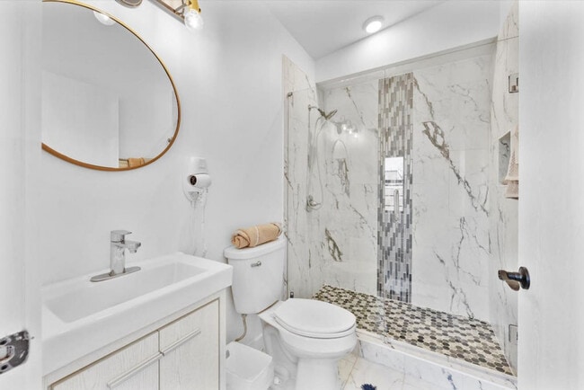 Photo - 18 W Elder St Unidad ID1056100P