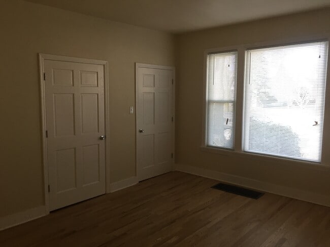 Photo - 2564 N Humboldt Blvd Unit Lower