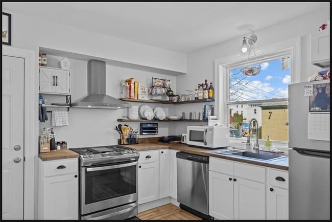 Photo - 68 Wood St Unit 1B