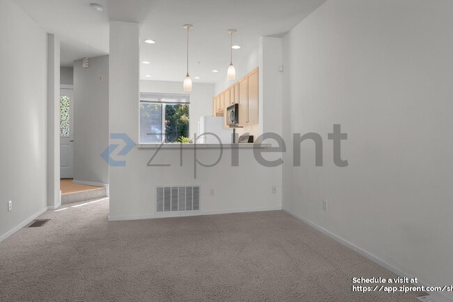 Photo - 10813 124th Ave NE