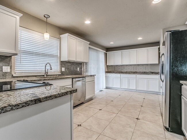 Photo - 10824 Admiral Dr