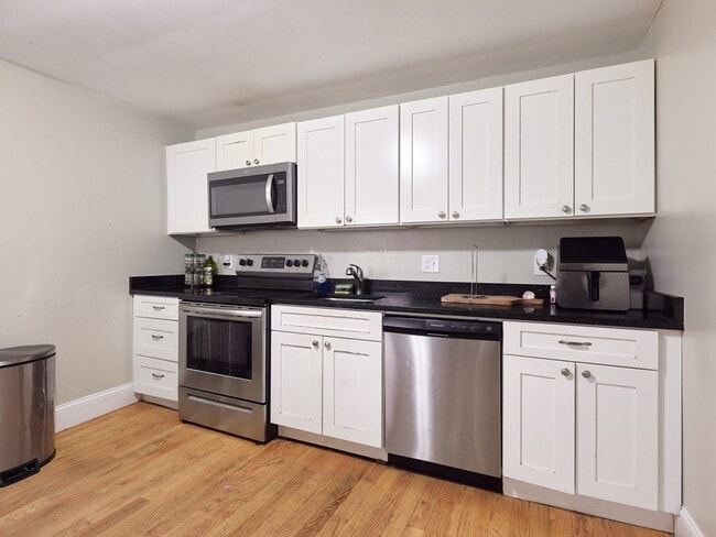 Photo - 69 Parker St Unit 1