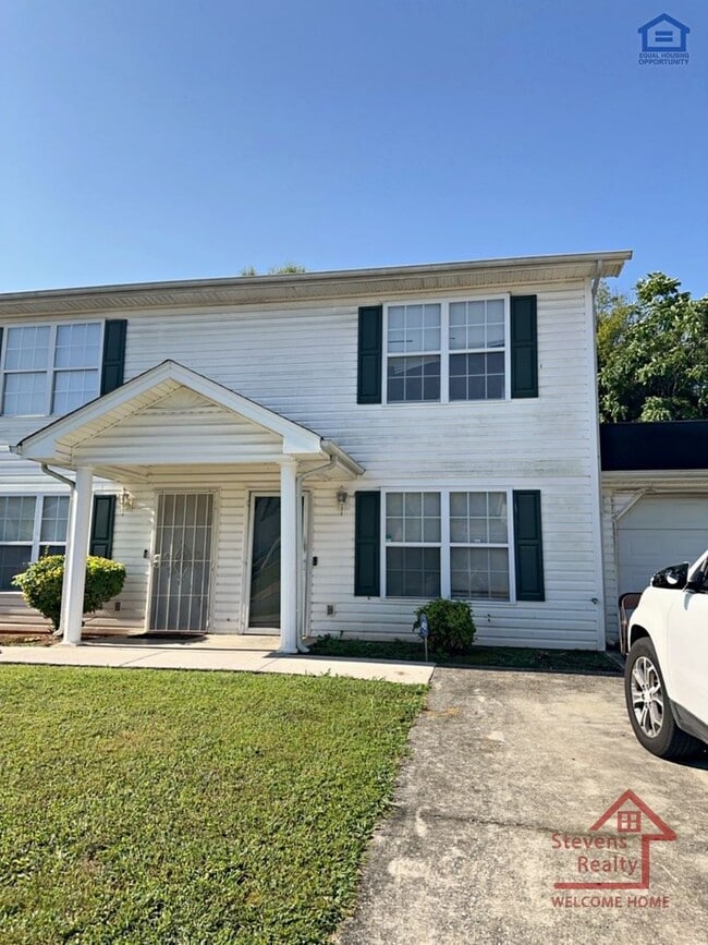 Photo - 3947 Webb Oaks Ct