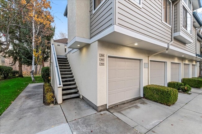 Photo - 2-bedroom 2-bathroom condo, located steps from the Boise River Greenbelt