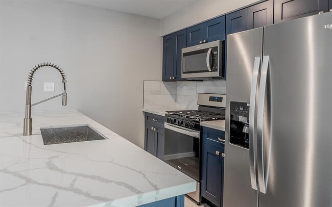 Photo - 916 Sirocco Dr