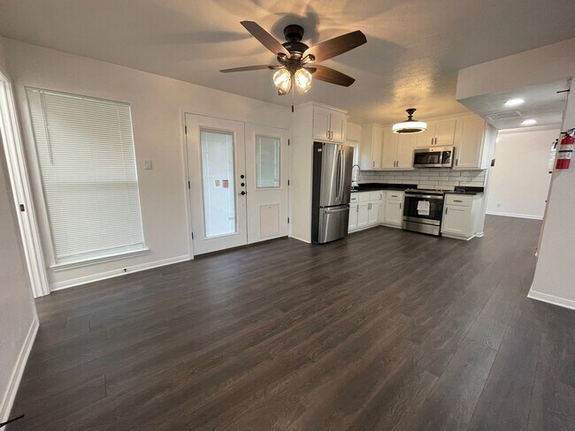 Photo - 1306 N 42nd St