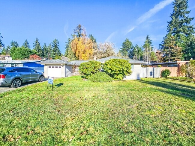 Photo - 16204 SE 8th St