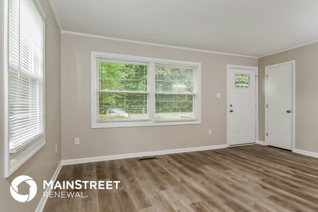 Photo - 2034 Willow Rd