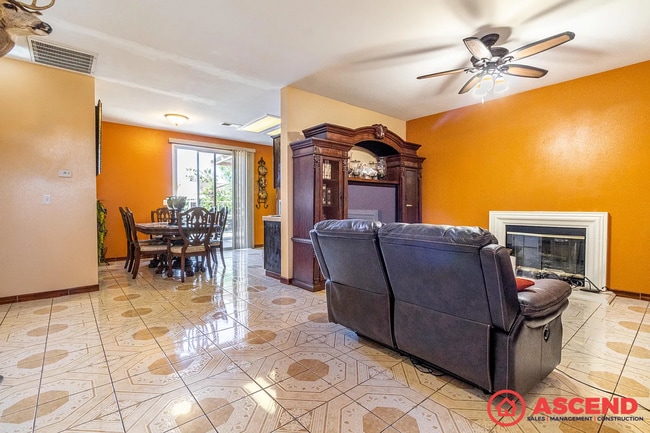 Photo - 1810 Martinho Ave